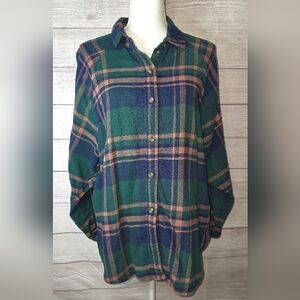 American Eagle Flannel Button-down Size Medium
